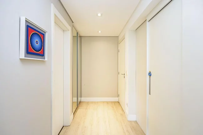 Imagem Apartamento com três quartos no Mossunguê