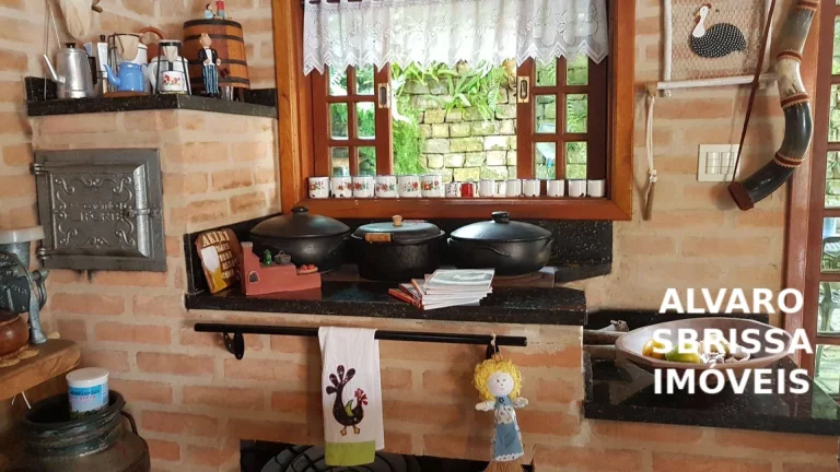 Imagem Linda casa de campo térrea em condomínio fechado em Itu, a apenas 100 km de São Paulo, com infraestrutura completa de lazer segurança
