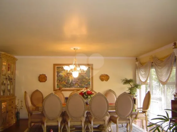 Imagem Sobrado à venda com 4 quartos, sendo 4 suítes, em Jardim Guedala, São Paulo - SP
