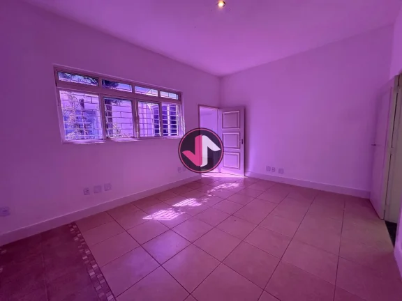 Imagem Aproveite essa oportunidade única de alugar um ponto comercial no coração de Cuiabá, no bairro C...