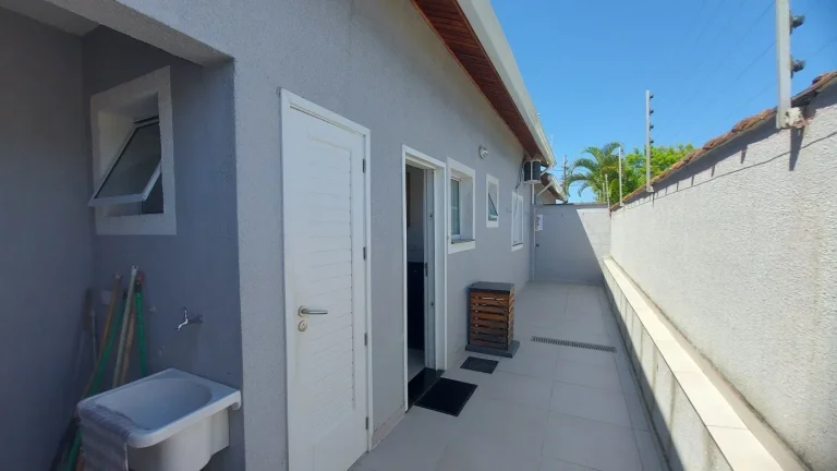 Imagem Casa para Venda em Itanhaém, Cibratel II, 2 dormitórios, 1 suíte, 2 banheiros, 2 vagas