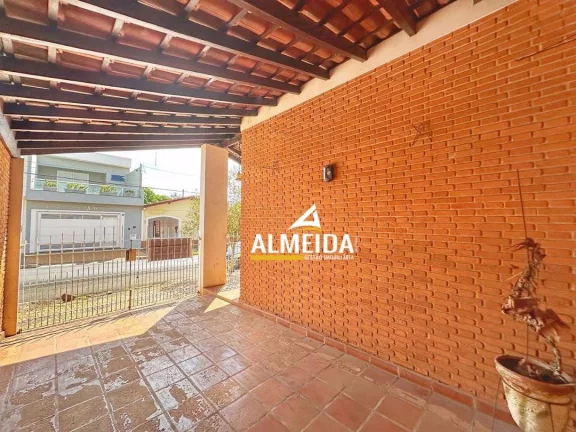 Imagem Casa com 3 dormitórios à venda, 200 m² por R$ 500.000,00 - Centro - Santa Gertrudes/SP