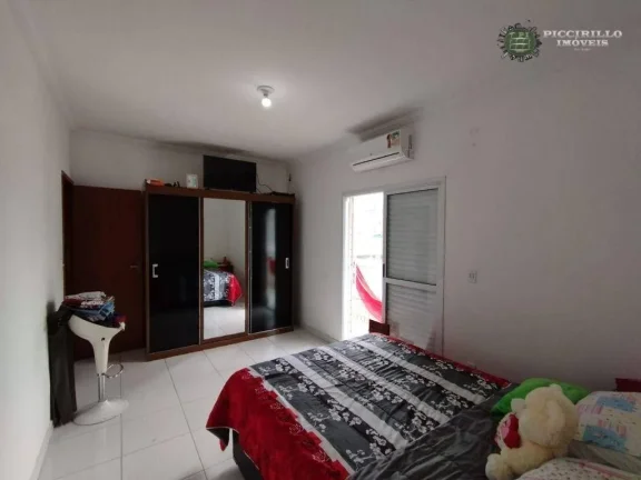 Imagem Sobrado com 2 dormitórios à venda, 100 m² por R$ 490.000,00 - Vila Guilhermina - Praia Grande/SP