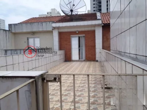 Imagem SOBRADO DE VILA MOOCA PARA ALUGAR Localizado entre a Rua Do Oratório e Av Paes de Barros Vila fechada com portão automático.
