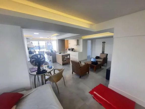 Imagem Cobertura à Venda 454 m², 5 Dormitórios(3 Suítes), Centro Florianópolis/SC