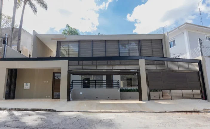 Imagem Casa Duplex Jardim Guedala - 450M², 5 Dorms, 5 Suítes, 4 Vagas, 1 Lavabo, Closet.