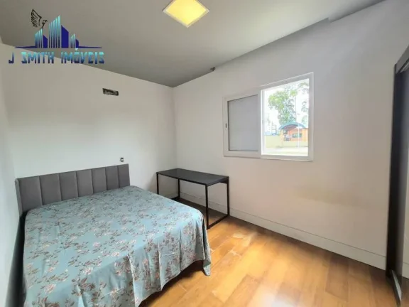 Imagem Casa ISOLADA, em condomínio fechado. 3 dormitórios, sendo 1 suíte. 2 vagas