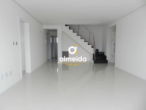 Imagem Cobertura 4 dormitórios à venda Centro Santa Maria/RS