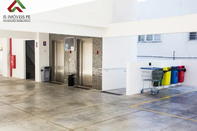 Imagem Apartamento para locação em Boa Viagem, Recife-PE: 1 quarto, 1 sala, 1 banheiro, 1 vaga de garagem - 32m².