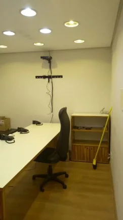 Imagem Sala Comercial na Fagundes Filho com vaga