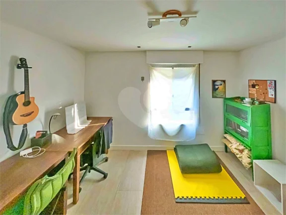 Imagem Apartamento à venda com 2 quartos, sendo 1 suíte, no condomínio Crisantemo, São Paulo - SP