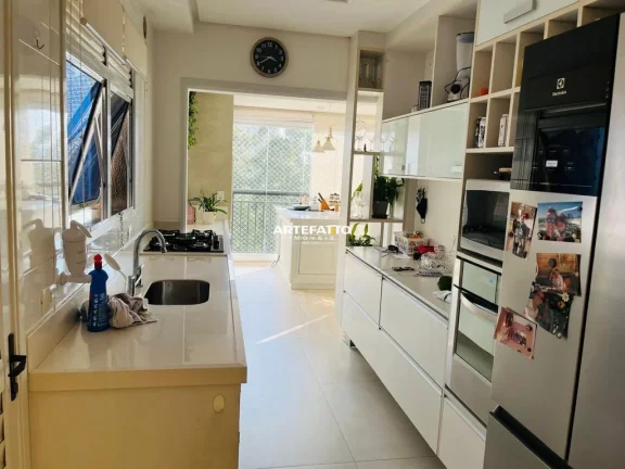 Imagem Apartamento moderno de 133 m2, 3 suítes e 3 vagas