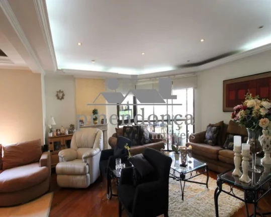 Imagem Apartamento a venda na Rua Brentano com 3 suítes e 3 vagas com depósito, 169m².