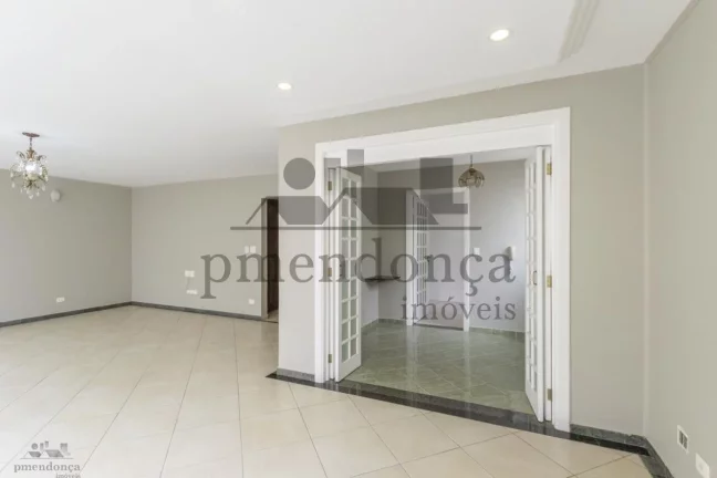 Imagem Apartamento à venda na Rua Itacolomi com 3 quartos ( 1 suíte ) e 2 vagas, 143m2