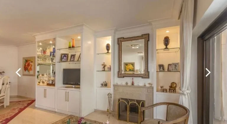 Imagem Apartamento 196M², 3Q, 3 Suítes, 4 Banheiros, 3 Vagas, Sala espaçosa, piscina aquecida, academia, brinquedoteca, playground, churrasqueira.