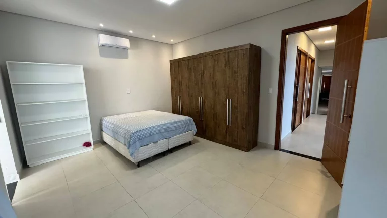 Imagem ESPETACULAR CASA DE 3 QUARTOS COM SUÍTE NO CONDOMÍNIO OURO VERDE – BETIM