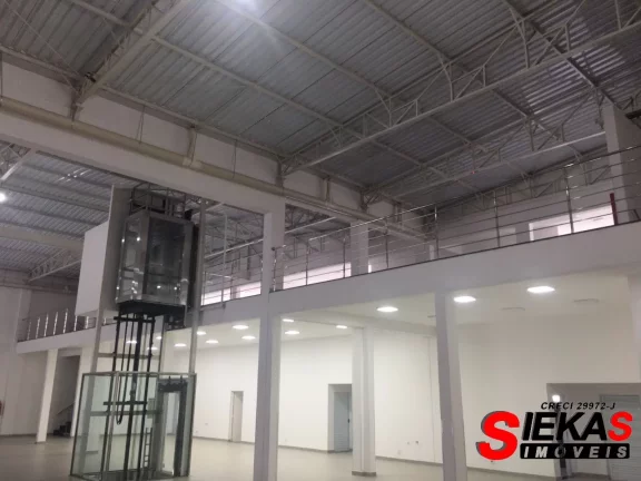 Imagem Galpão Industrial para Locação Vila Esperança , São Paulo-SP: 1.740m², 17 Banheiros, 40 vagas de garagem!