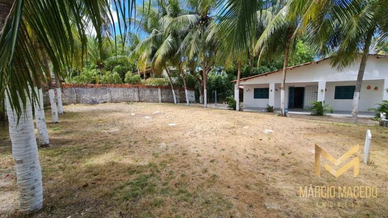Imagem Terreno à venda, 2438 m² por R$ 850.000,00 - Centro - Paracuru/CE