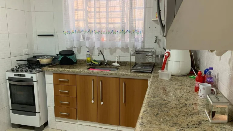 Imagem Sobrado Maravilhoso 220 m² 3 Dormitorios Sendo 1 Suíte 2 Vagas de Garagem