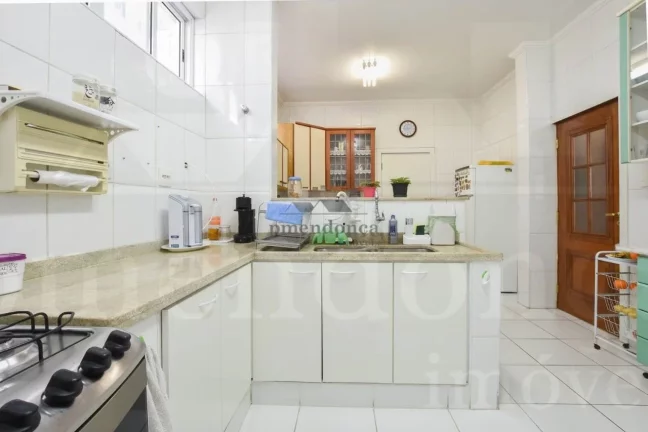 Imagem Apartamento 3 quartos, 2 banheiros, 1 vaga 179 m²