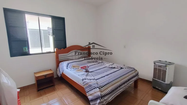 Imagem Casa à venda no bairro Jardim Rony - Guaratinguetá/SP