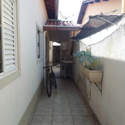 Imagem Casa à venda no bairro Parque do Sol - Guaratinguetá/SP