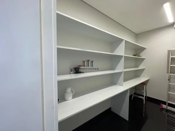 Imagem Excelente casa alto padrão mobiliada com piscina e spa, 3 suítes em Alphaville V