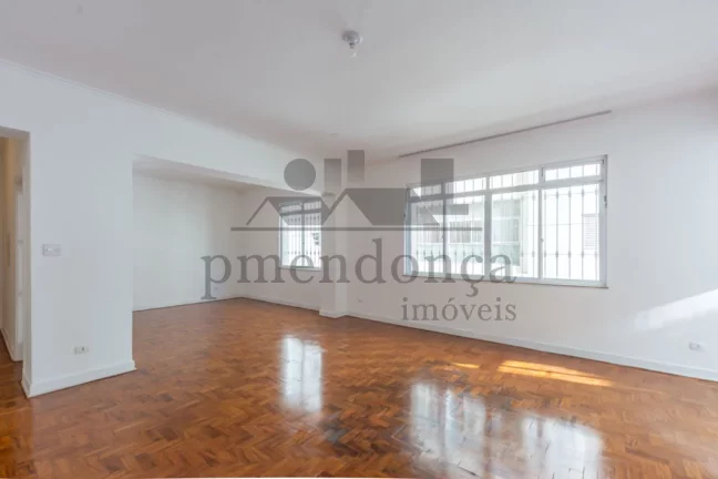 Imagem Apartamento ao lado Praça Buenos Aires com 200m², 3 quartos (1 suíte) e 1 vaga.