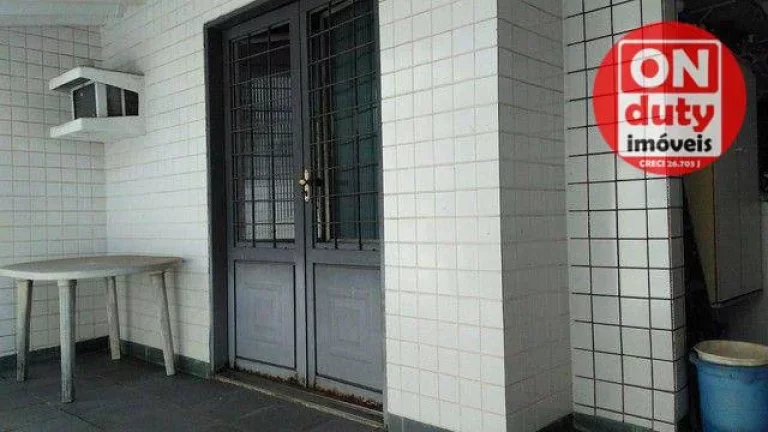 Imagem Casa com 2 dormitórios à venda, 150 m² por R$ 450.000,00 - Vila Cascatinha - São Vicente/SP
