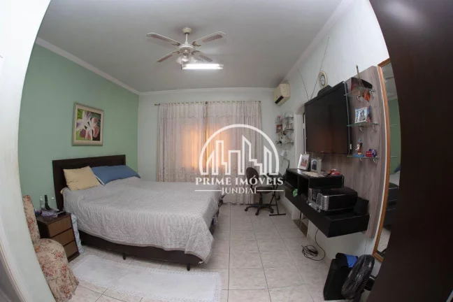 Imagem Ótimo sobrado de 350m² com 3 dorm. e 2 suítes - Cidade Nova, Jundiaí/SP