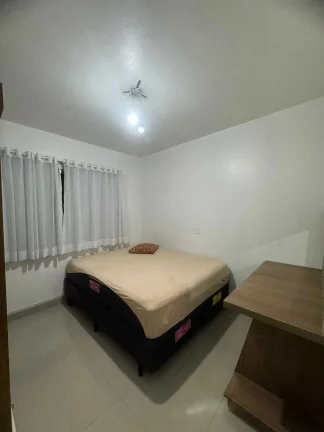 Imagem Apartamento com 2 dormitórios sendo 1 suíte e 1 vaga de garagem em Itapema/SC