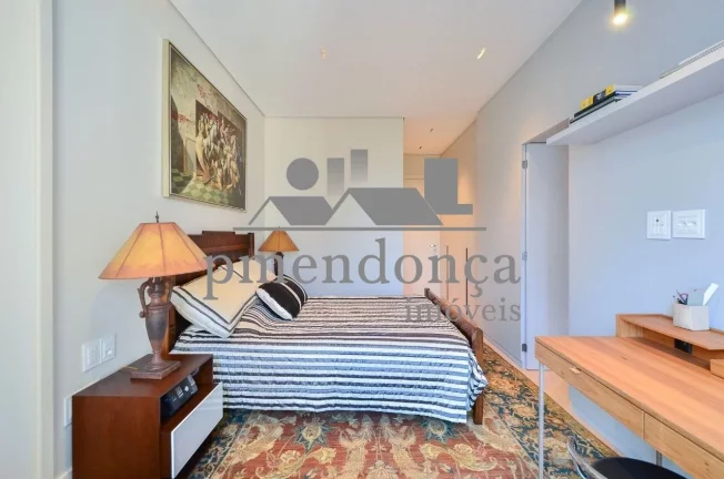 Imagem Apartamento lindíssimo na Rua Curitiba em frente ao parque do Ibirapuera com 332m².