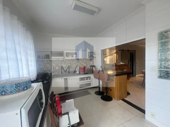 Imagem Casa para Venda em Santa Luzia, São Benedito, 3 dormitórios, 1 suíte, 4 banheiros, 4 vagas