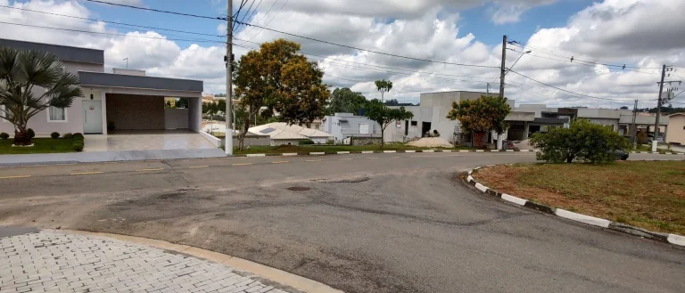 Imagem Terreno à venda, Limpo com leve declive, condômino Vila Real - Vargem Grande Paulista/SP
