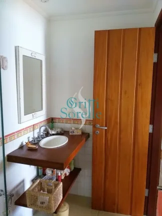 Imagem Casa Alto Padrão À Venda, Condominio Fechado na Praia das Toninhas - Ubatuba/SP.