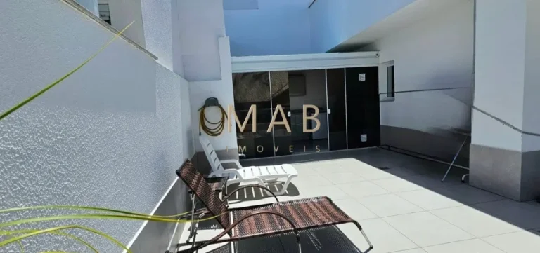 Imagem Cobertura à venda em Florianópolis-SC, bairro Ingleses do Rio Vermelho: 2 dormitórios sendo 1 suíte, BWC social, vaga de garagem, 191m².