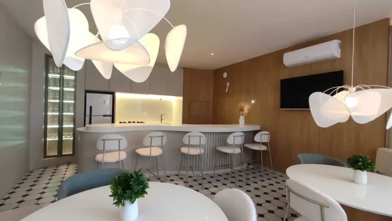 Imagem Apartamento com 3 dormitórios sendo 1 suíte e 2 vagas de garagem na Praia Brava em Itajaí
