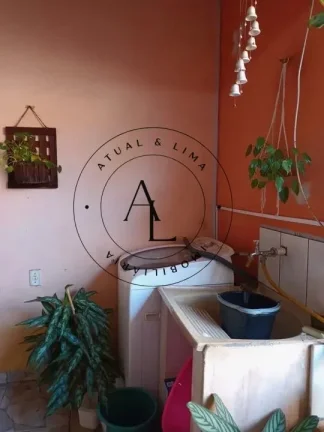 Imagem Casa Ampla com Quintal Espaçoso e Área de Lazer em Campinas!