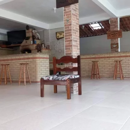 Imagem LINDA CASA COM AREA GOURMET EM BOM JARDIM RJ.