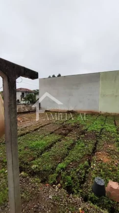 Imagem Casa Averbada com Amplo Terreno de Esquina com 574,03 m²