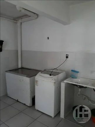 Imagem Casa de dois pavimentos, 360m, com 4 quartos, localizada em Campo Grande, Recife - Pernambuco.
