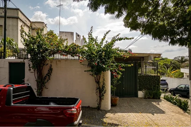 Imagem CASA RESIDENCIAL em São Paulo - SP, Sumaré