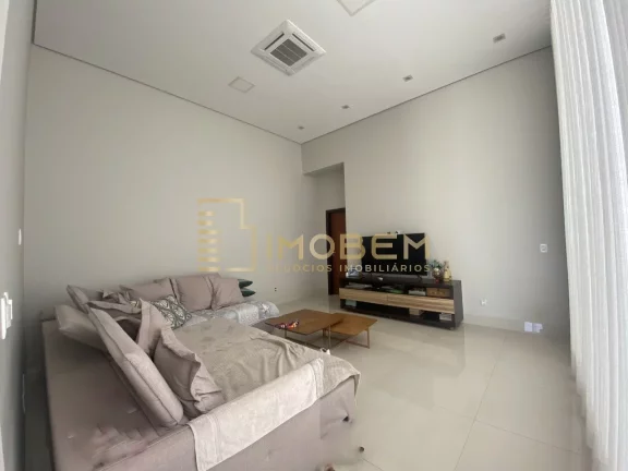 Imagem Imperdível! Casa à venda em Sinop-MT, Jardim Maringá: 3 quartos, 1 suíte, 2 salas, 3 banheiros, 6 vagas, 247,50m².