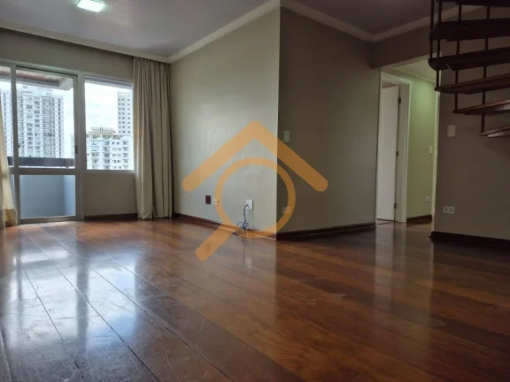 Imagem Cobertura de luxo em Santo Amaro: 3 quartos, 1 suíte, 2 salas, 2 vagas. Agende sua visita agora!