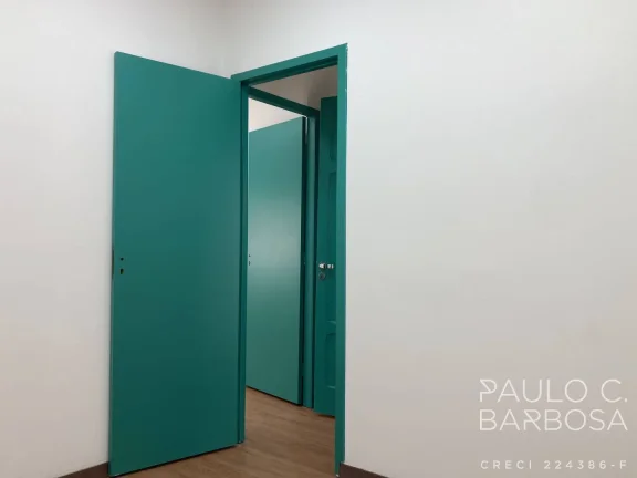 Imagem Pinheiros conjunto em sobreloja - 6 Salas - 3 Vagas - 130m²