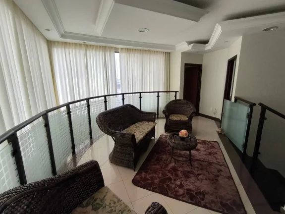 Imagem Sobrado De Esquina Sozinho No Lote No Centro De Sanedor Canedo