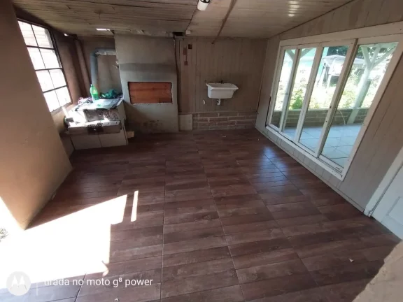 Imagem Casa de alvenaria com 2 quartos e terreno de 360m² com escritura em Parobé
