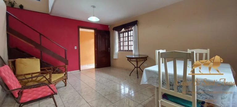 Imagem Encantadora residência a venda em Campos do Jordão.