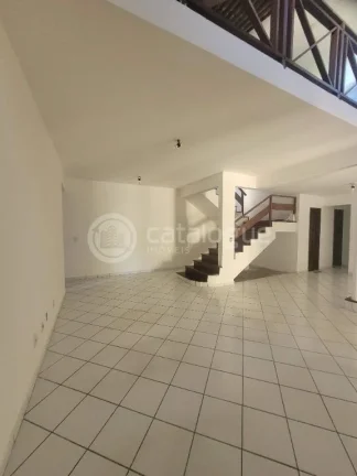 Imagem Casa à Venda - Ampla, Moderna e Completa em Ponta negra
