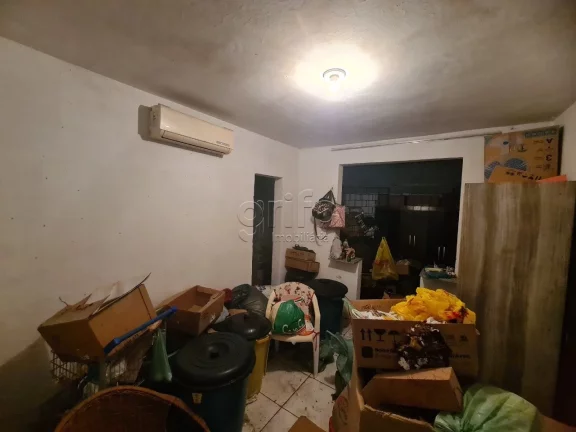 Imagem Excelente casa de esquina, bem ventilada, em ótima localização no Rodolfo Teófilo próximo ao Co...